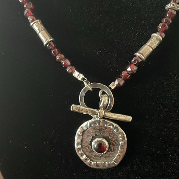 New Silver and Garnets Toggle Necklace - Picture 3 of 3